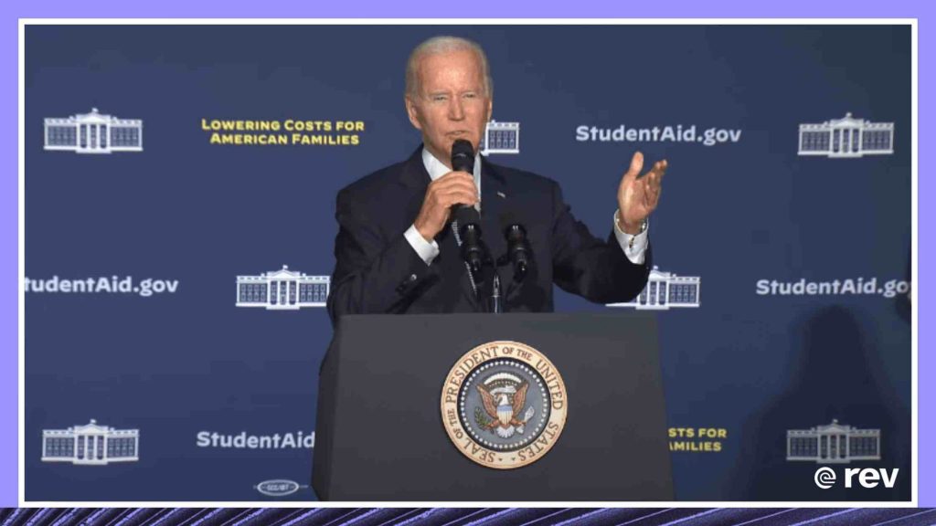 美国总统拜登就减免学生债务发表讲话