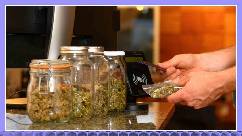 纽约州首次颁发合法大麻药房许可证